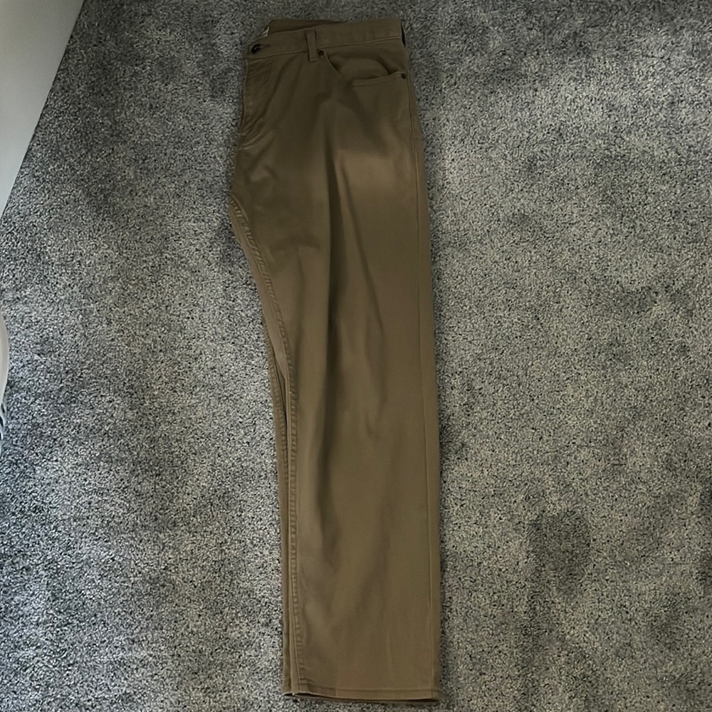 Athletic Fit Dockers 38x32